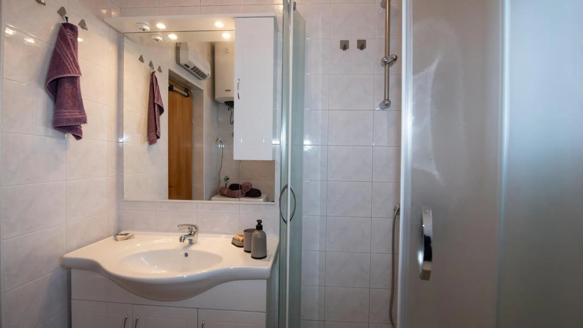 Apartments With A Parking Space Ika, Opatija - 7931 Icici Croatia