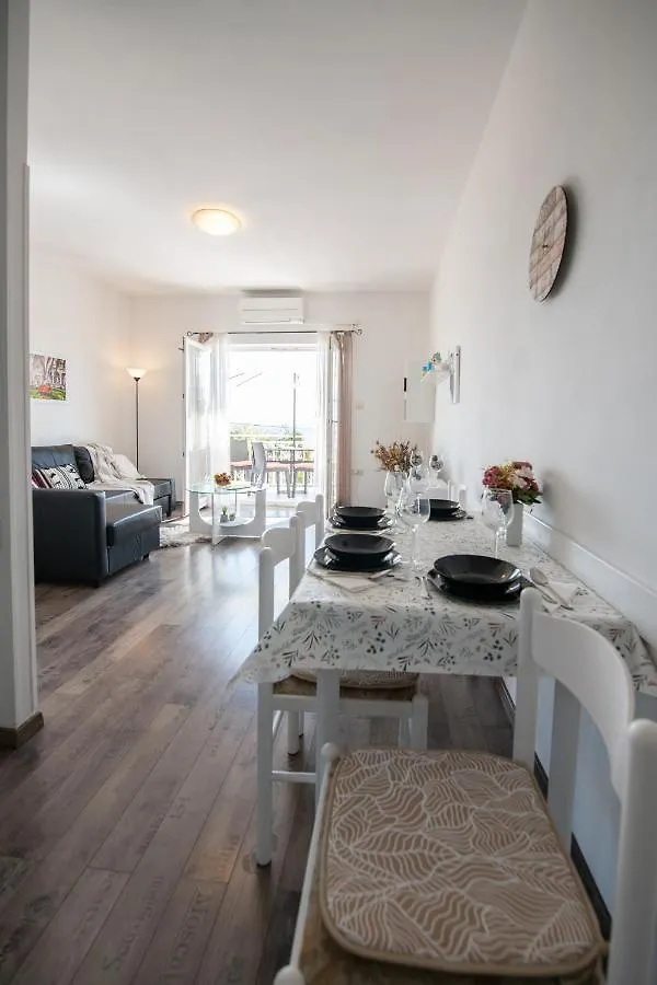Apartments With A Parking Space Ika, Opatija - 7931 Icici 0*,